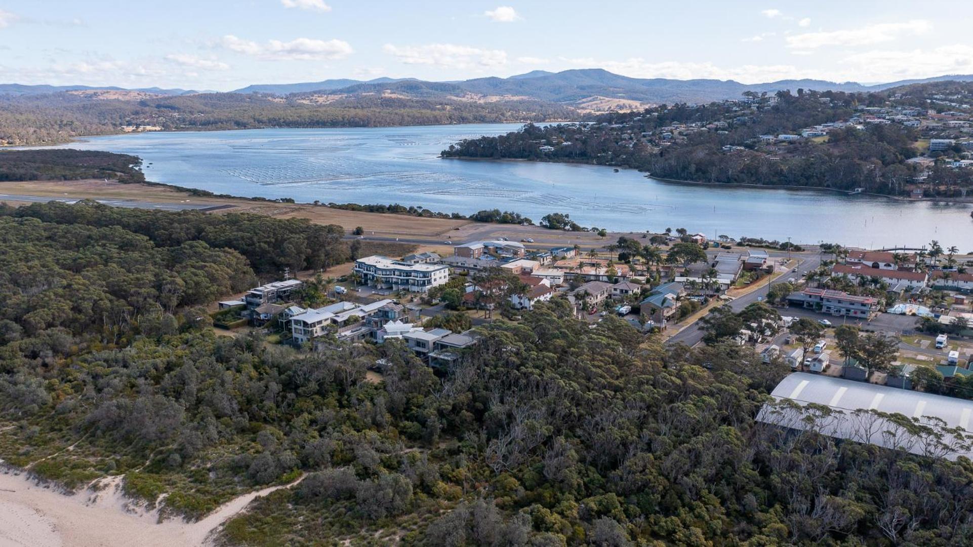 Beachfront Apartments Merimbula Exterior photo